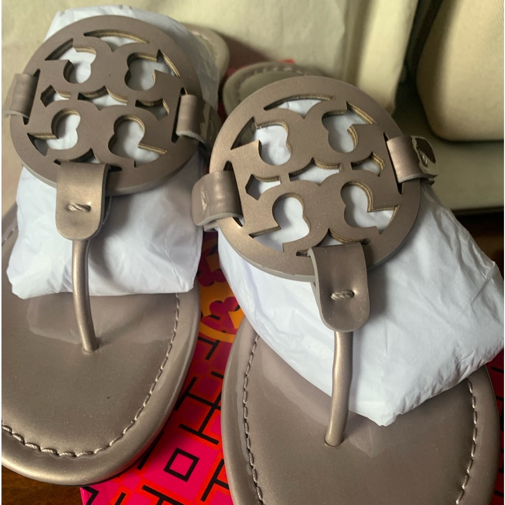 Tory Burch Patent Leather Miller Sandals Sz 10